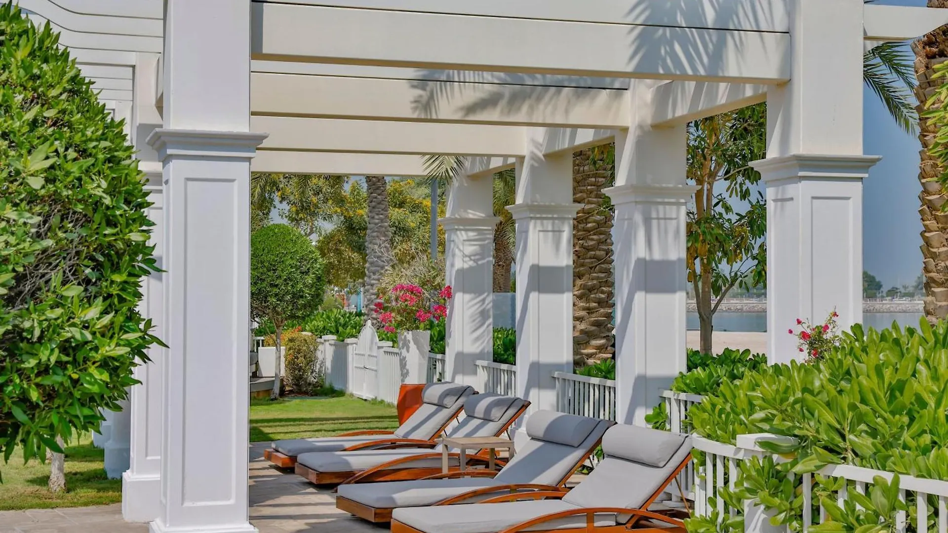 The St. Regis Abu Dhabi Hotel Resort