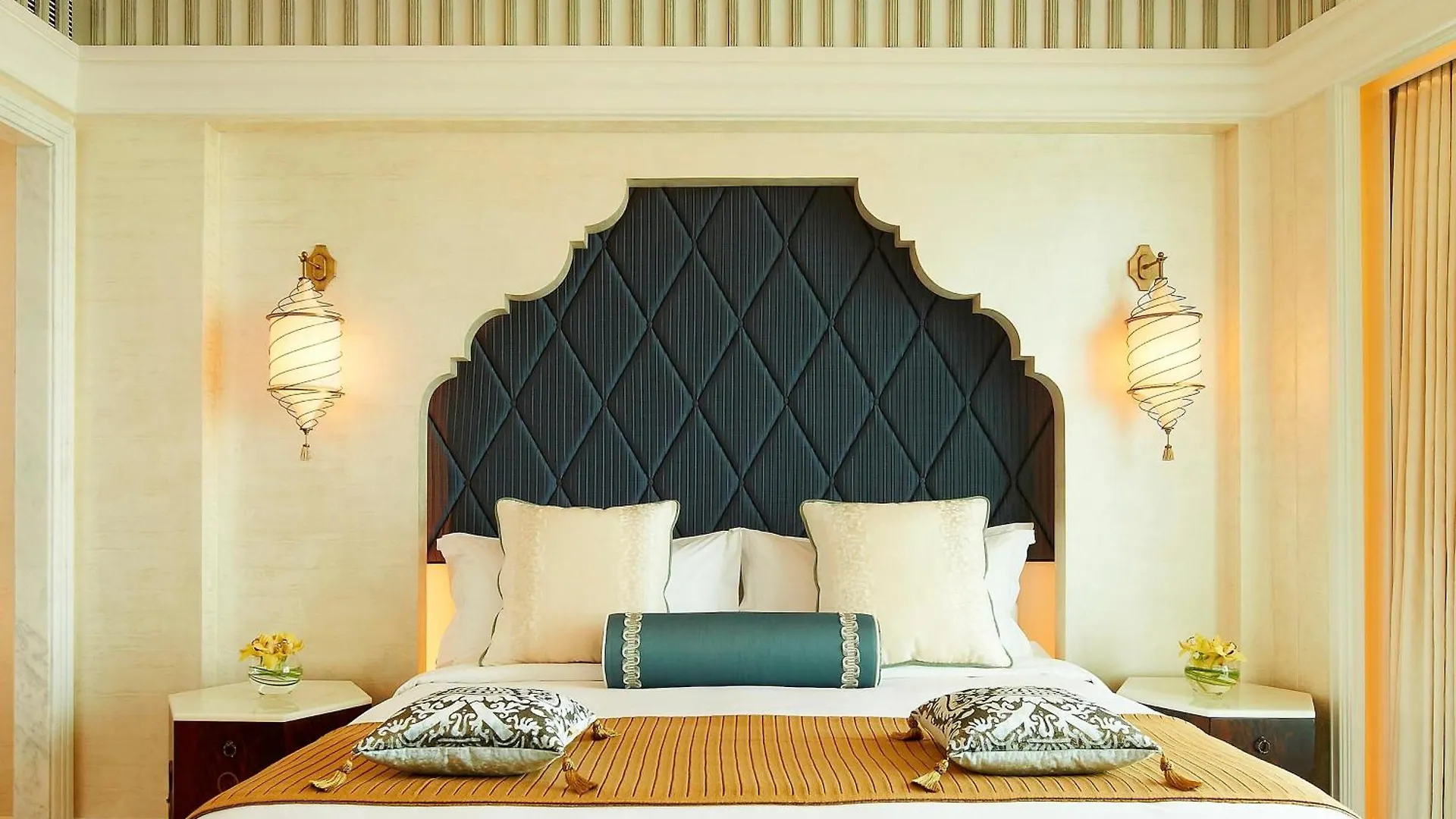 The St. Regis Abu Dhabi Hotel 5*,  United Arab Emirates