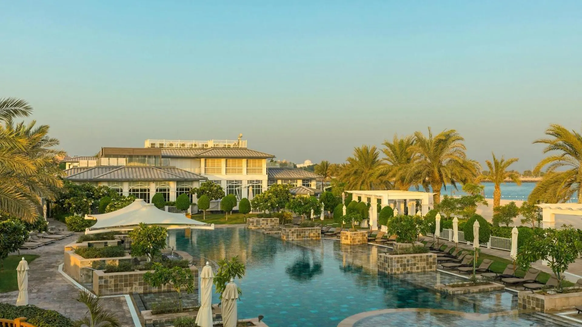 Resort The St. Regis Abu Dhabi Hotel